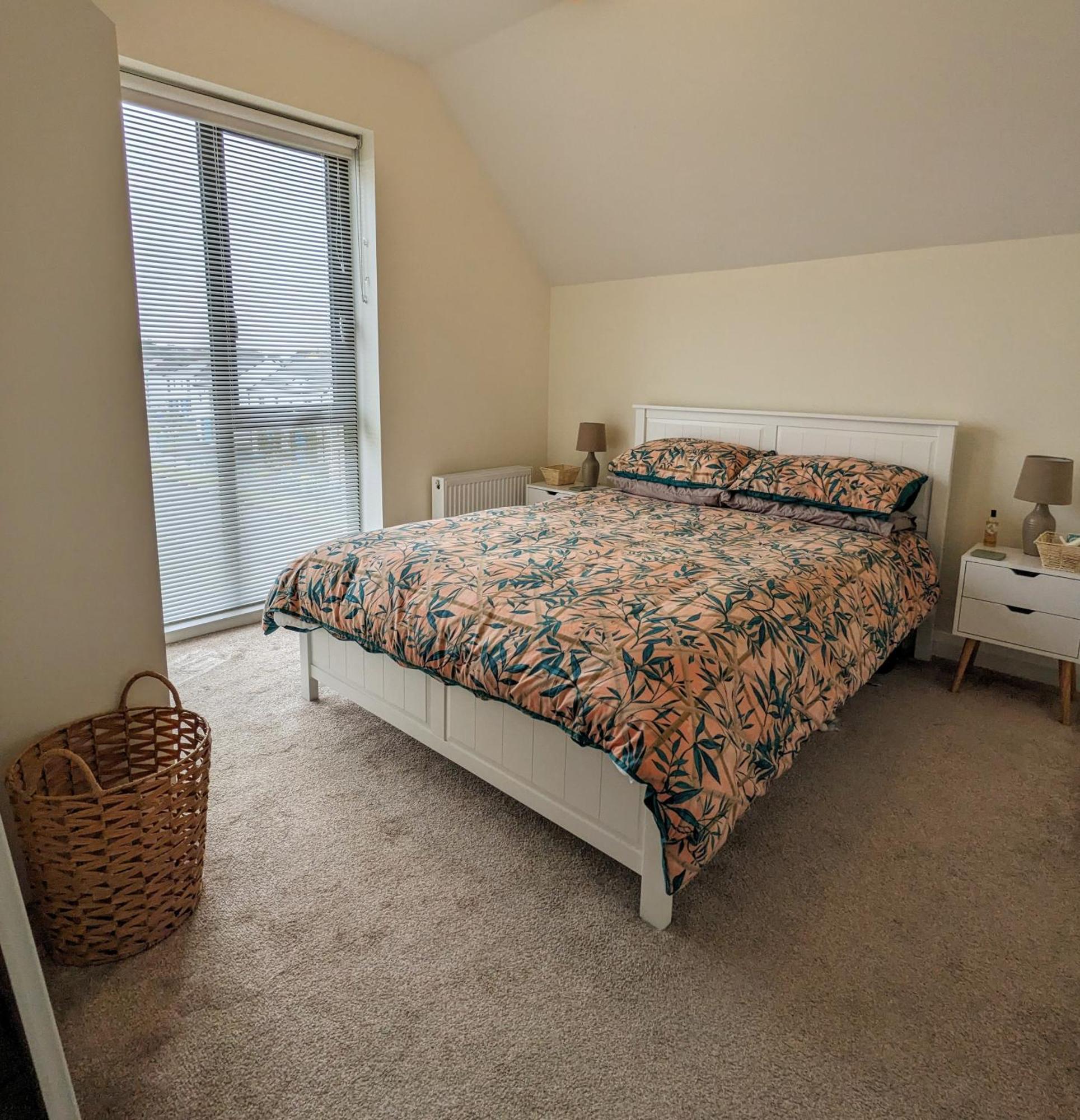 Hatherans Penthouse Портстюърт Екстериор снимка